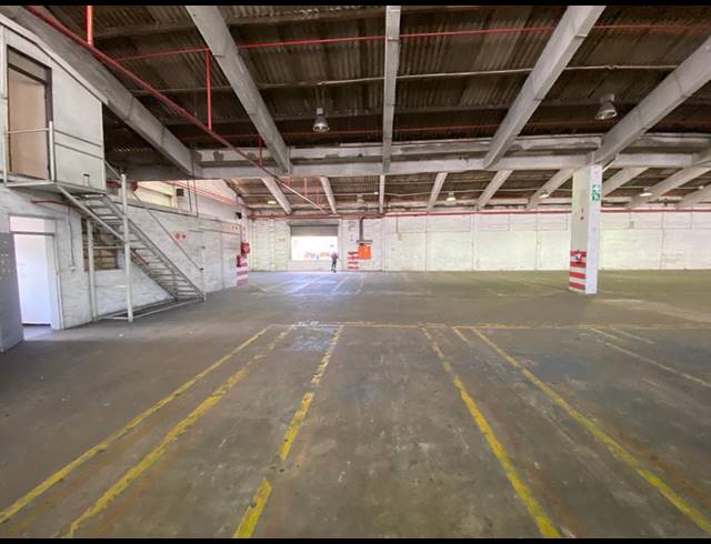 5,200M² WAREHOUSE TO LET IN MOBENI